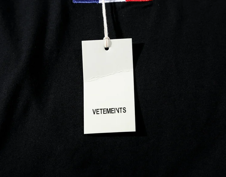 Best Version 2018 Vetements France Flag Embroidery Women Men T shirts tees Hiphop Brand Streetwear Men Cotton Vetements T shirt
Best Version 2018 Vetements France Flag Embroidery Women Men T shirts tees Hiphop Brand Streetwear Men Cotton Vetements T shirt