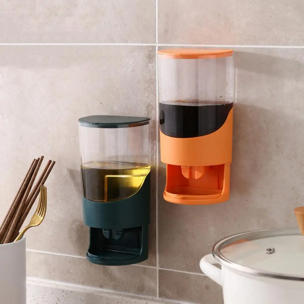 550ml Oil Bottle Wall Mounted Lightweight Seasoning Bottle Vinegar Bottle for Kitchen
550ml Oil Bottle Wall Mounted Lightweight Seasoning Bottle Vinegar Bottle for Kitchen