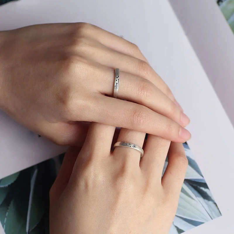 Modern Jewelry Round Metal Ring 2021 New Design Vintage Temperament Silvery Plating Women Finger Ring For Celebration Gifts
Modern Jewelry Round Metal Ring 2021 New Design Vintage Temperament Silvery Plating Women Finger Ring For Celebration Gifts