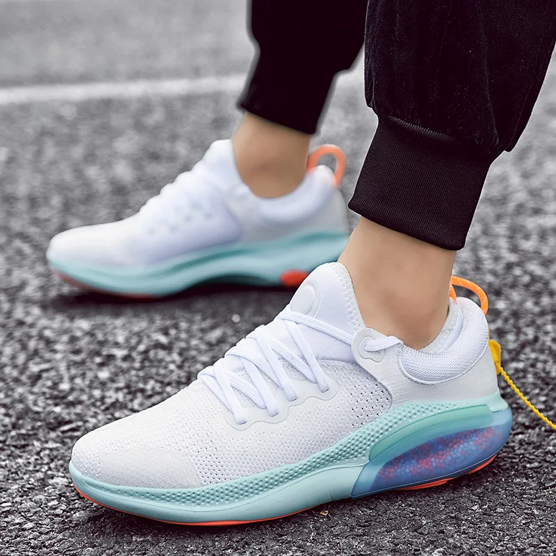 New Autumn Men's and Women's Cushioning Couple Sports Shoes Flying Woven Fashion Breathable Large Size Casual Running Shoes
New Autumn Men's and Women's Cushioning Couple Sports Shoes Flying Woven Fashion Breathable Large Size Casual Running Shoes