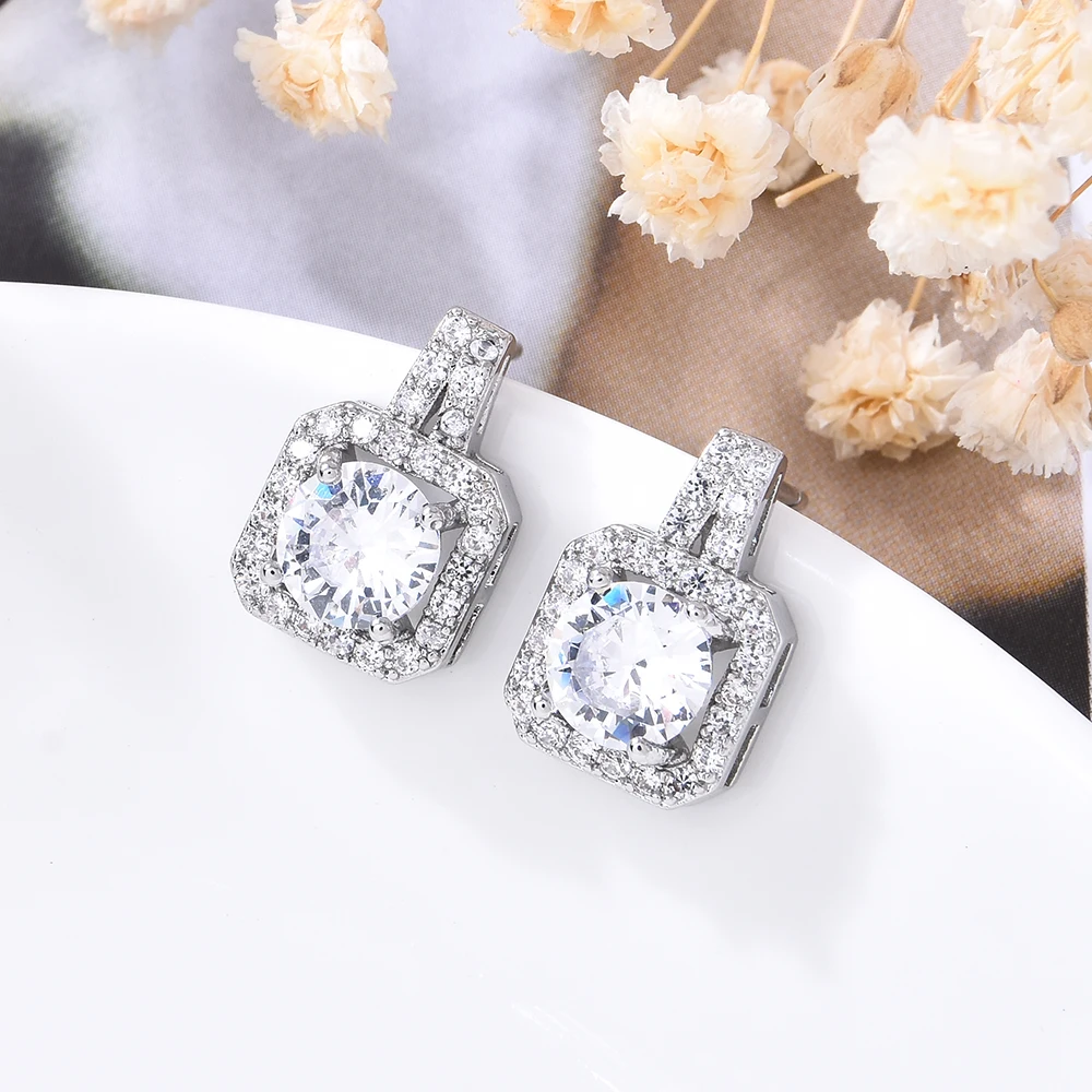2021 Fashion Stud Earrings Female Gift White Rhinestone Luxurious Jewelry Earrings Korean Jewelry Pair 
2021 Fashion Stud Earrings Female Gift White Rhinestone Luxurious Jewelry Earrings Korean Jewelry Pair