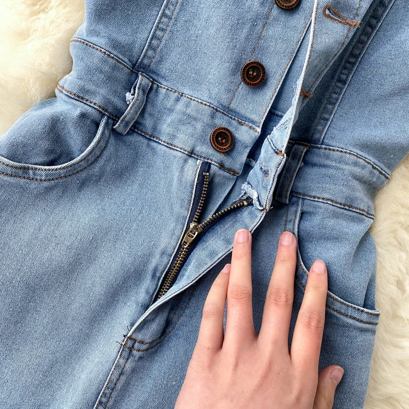 VICONE Chic Hong Kong-Style Retro Denim Overall Women's 2020 New Style Sexy Boob Tube Top Strap Jumpsuit Wide Leg Pants
VICONE Chic Hong Kong-Style Retro Denim Overall Women's 2020 New Style Sexy Boob Tube Top Strap Jumpsuit Wide Leg Pants