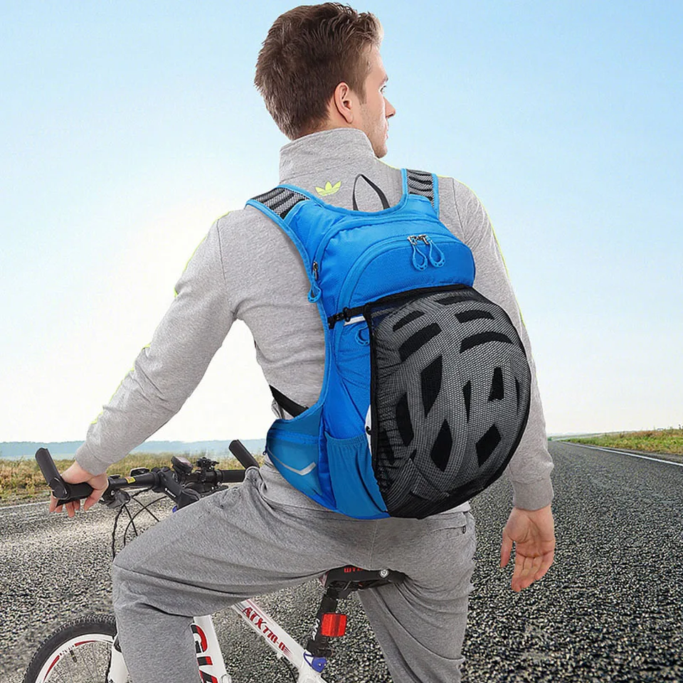 Outdoor Cycling Backpack Running Traveling Lightweight And Breathable Sports Backpack Waterproof Design High-Quality Bag
Outdoor Cycling Backpack Running Traveling Lightweight And Breathable Sports Backpack Waterproof Design High-Quality Bag