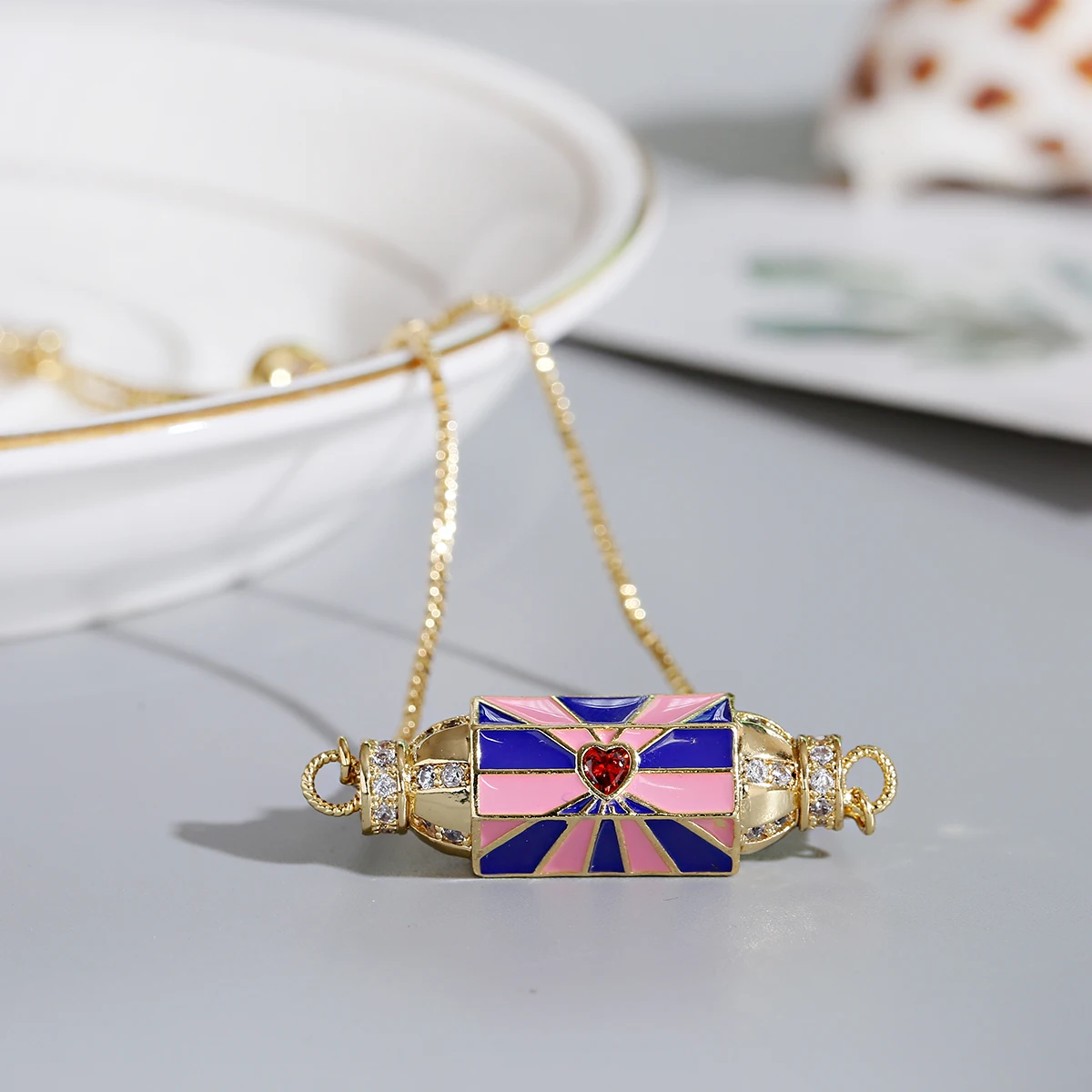 Heart Letter Pendant Bracelet for Women Men Bohemian Hoho Gold Long Chain Necklace Couple Pop Art Punk Hip Hop Fashion Jewelry
Heart Letter Pendant Bracelet for Women Men Bohemian Hoho Gold Long Chain Necklace Couple Pop Art Punk Hip Hop Fashion Jewelry