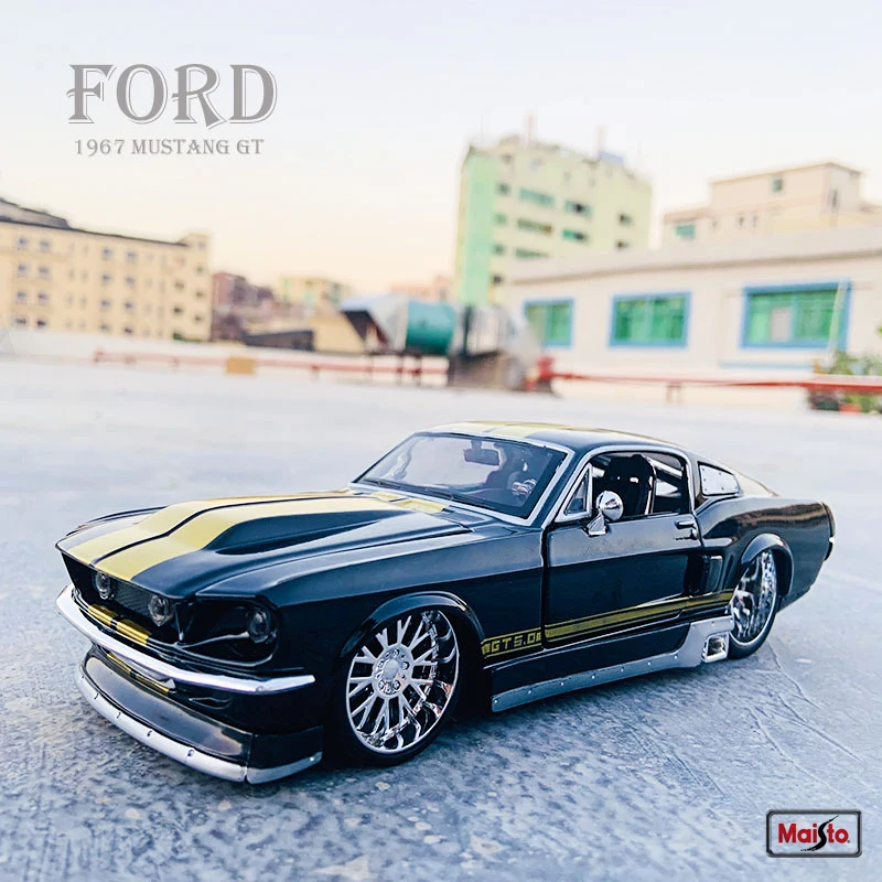 Maisto 1:24 New hot sale 1967 Ford Mustang GT simulation alloy car model crafts decoration collection toy tools gift
Maisto 1:24 New hot sale 1967 Ford Mustang GT simulation alloy car model crafts decoration collection toy tools gift