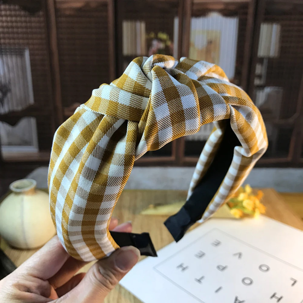 Women elegant Hair Accessories Wide Shiny Weaving Hairbands Braided Headband Hair Hoop Fashion Hair Bands Bezel Headdress
Women elegant Hair Accessories Wide Shiny Weaving Hairbands Braided Headband Hair Hoop Fashion Hair Bands Bezel Headdress