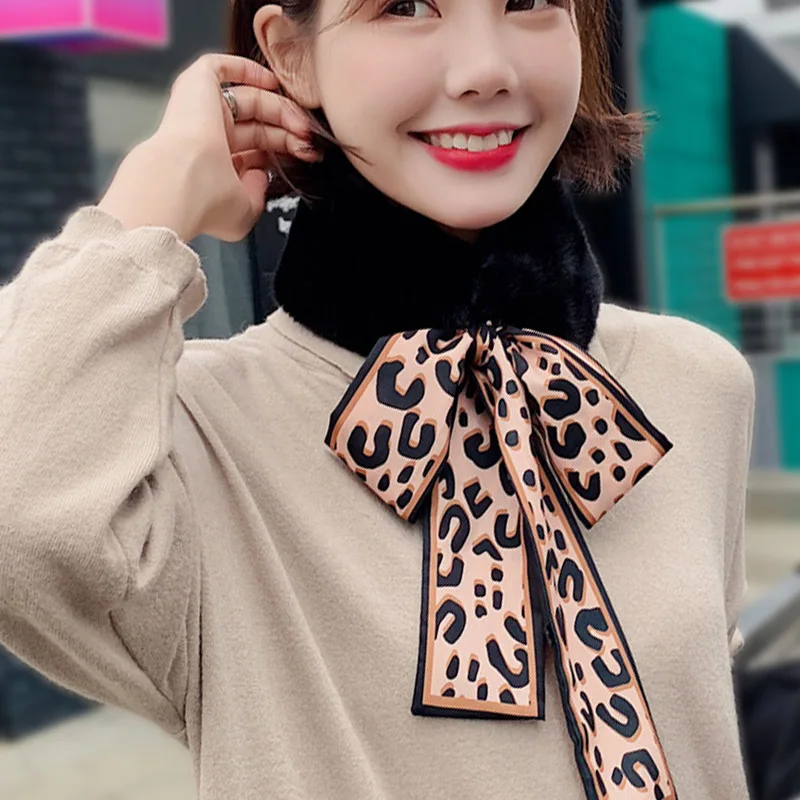 2020 Soft Fur Collar Scarf Women Leopard Print Winter Scarf Luxury Brand Skinny Silk Scarf Female Neckerchief Scarves Wraps
2020 Soft Fur Collar Scarf Women Leopard Print Winter Scarf Luxury Brand Skinny Silk Scarf Female Neckerchief Scarves Wraps