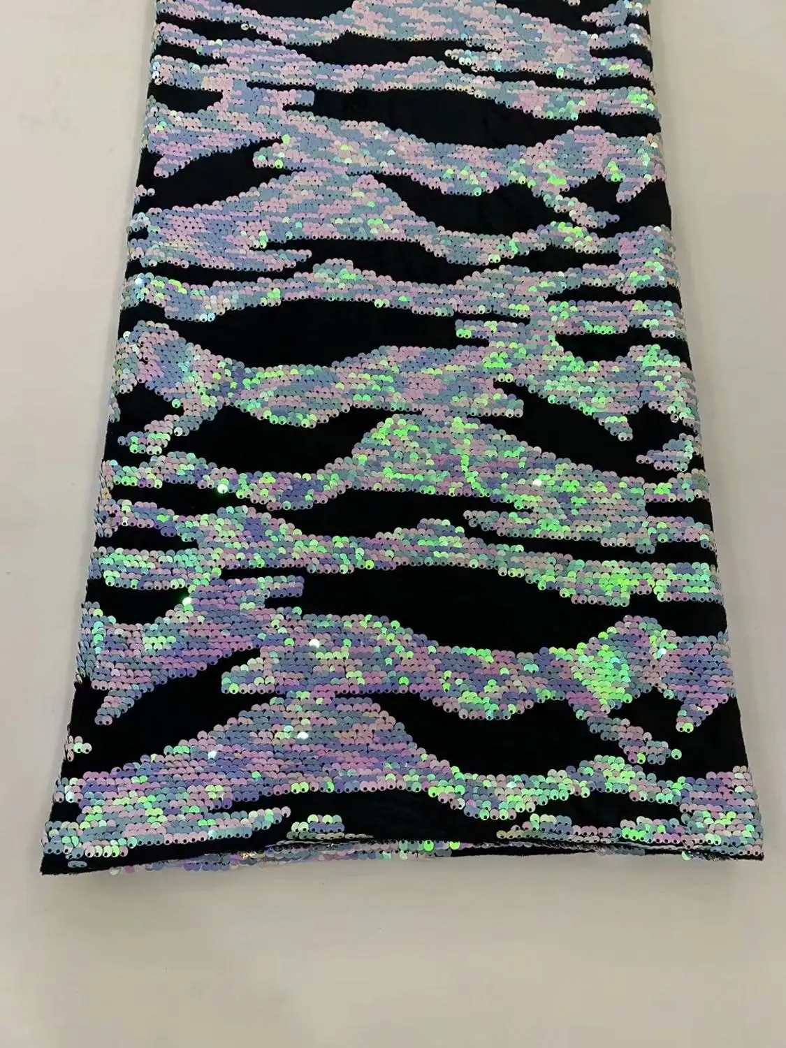 2020 African Sequins Lace Fabric High Quality Velvet Lace Nigerian Lace Fabric French Velvet Lace For Wedding Dress Party
2020 African Sequins Lace Fabric High Quality Velvet Lace Nigerian Lace Fabric French Velvet Lace For Wedding Dress Party