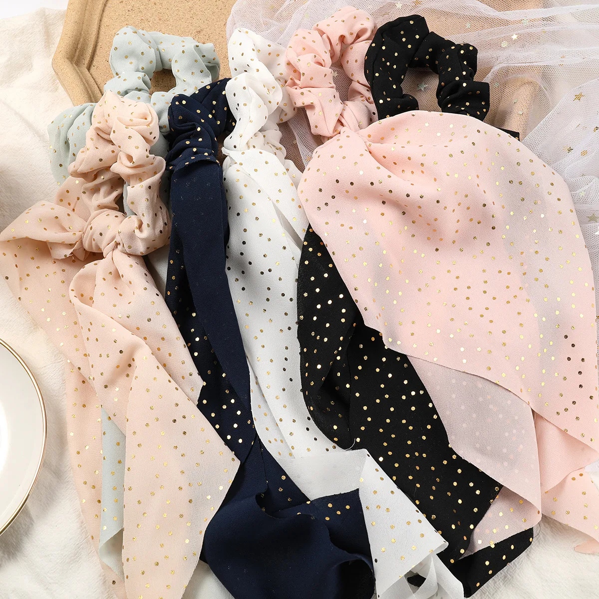Fashion Gold-color Speckled Silky Fabric Printed Hair Tie Women's Creative Ponytail Hair Rope Popular Party Accessories
Fashion Gold-color Speckled Silky Fabric Printed Hair Tie Women's Creative Ponytail Hair Rope Popular Party Accessories