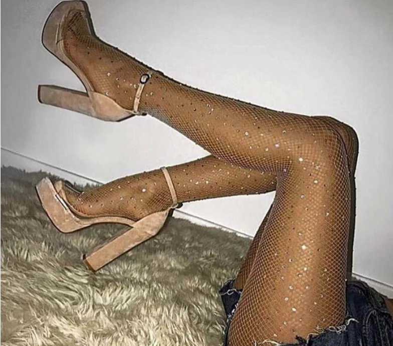 Sexy Fashion Fishnet Diamond Pantyhose Women Shiny Fish Net Tights Female Slim Rhinestone Mesh Nylon Stockings Tights
Sexy Fashion Fishnet Diamond Pantyhose Women Shiny Fish Net Tights Female Slim Rhinestone Mesh Nylon Stockings Tights