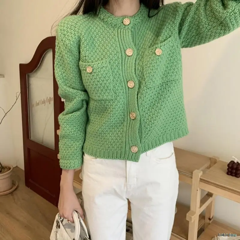 Женский вязаный кардиган с круглым вырезом, черный или белый Однотонный свитер с длинным рукавом, повседневная верхняя одежда, осень 2021 
Женский вязаный кардиган с круглым вырезом, черный или белый Однотонный свитер с длинным рукавом, повседневная верхняя одежда, осень 2021