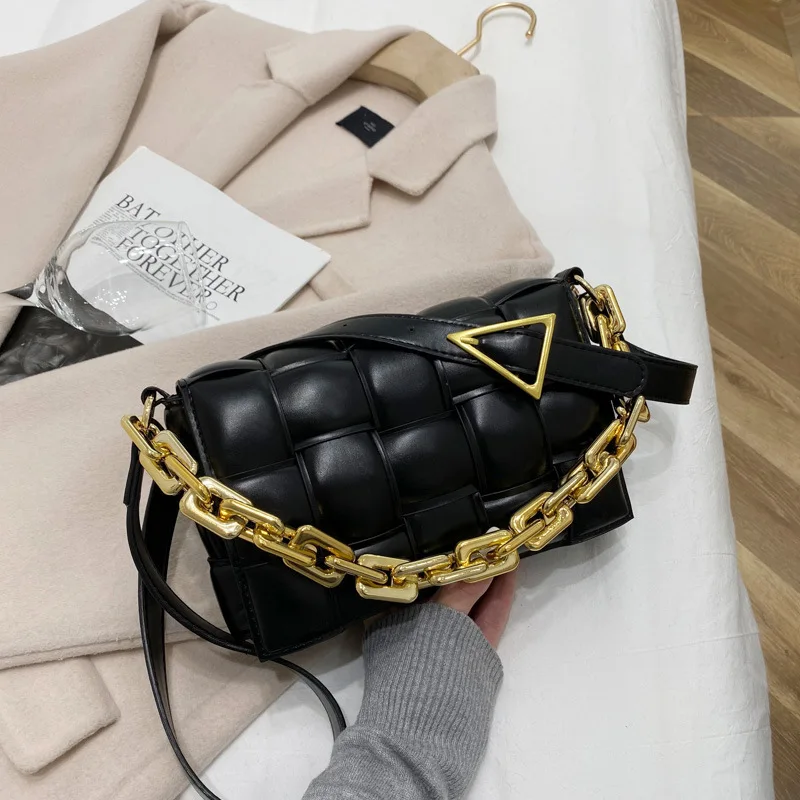 Fashion Luxury Woven Small Square Bag Female PU 2021 New Trend All-Match Shoulder Bag Chain Brand Handbag Designer Messenger Bag 
Fashion Luxury Woven Small Square Bag Female PU 2021 New Trend All-Match Shoulder Bag Chain Brand Handbag Designer Messenger Bag