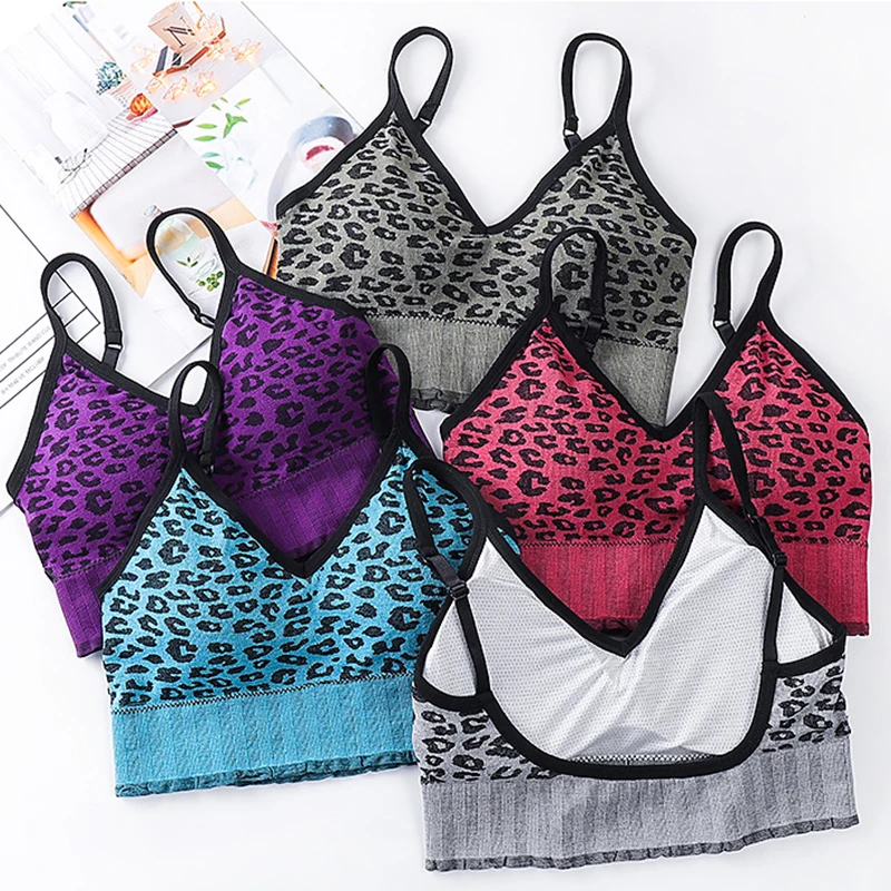 Women Beauty Back Wrapped Chest Sports Bra Breathable Tube Top Female Sexy Sling No Steel Ring Yoga Gym Bras Tops Underwear
Women Beauty Back Wrapped Chest Sports Bra Breathable Tube Top Female Sexy Sling No Steel Ring Yoga Gym Bras Tops Underwear