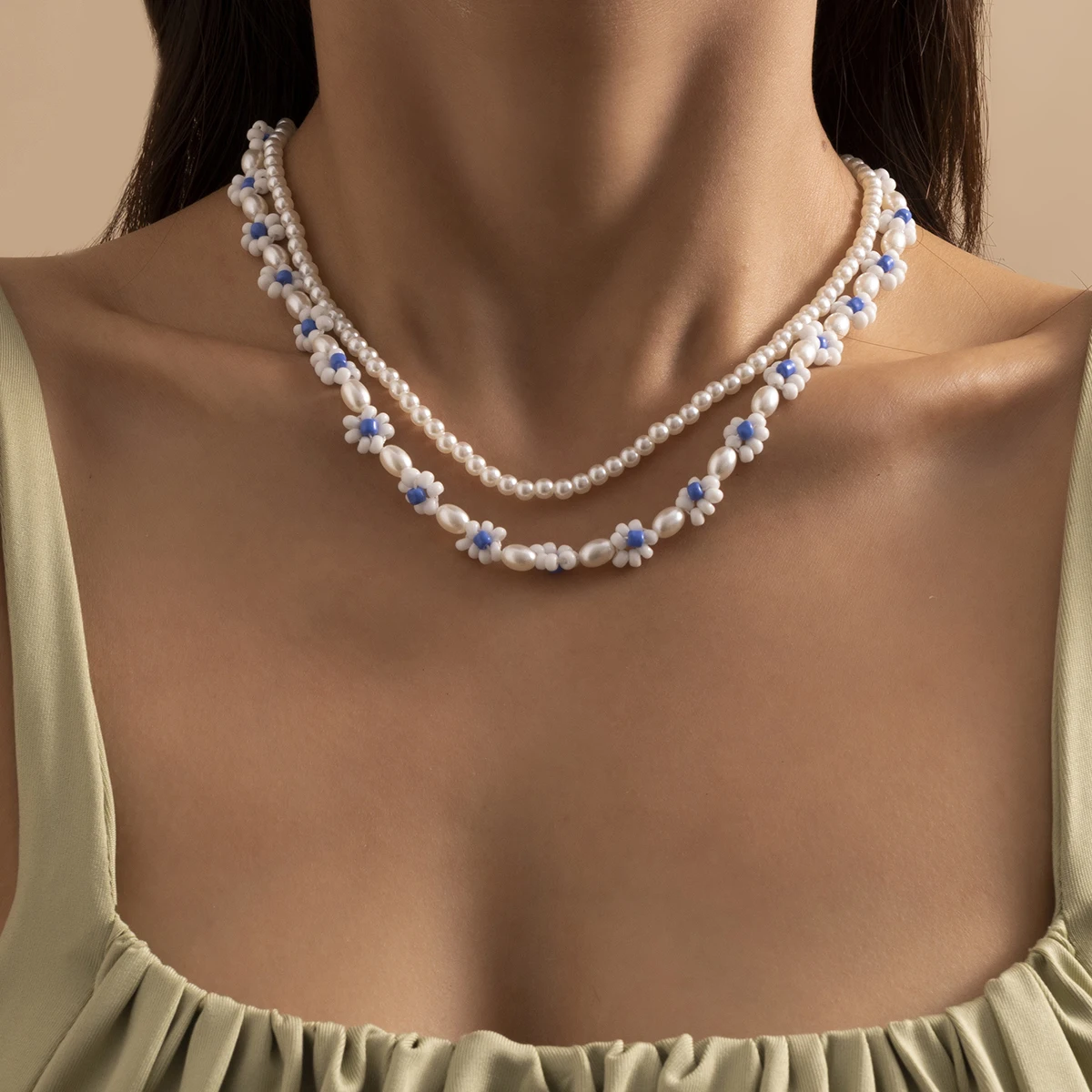 Simple pastoral daisy imitation pearl clavicle necklace for women temperament boho white round bead ins necklace t2k jewelry
Simple pastoral daisy imitation pearl clavicle necklace for women temperament boho white round bead ins necklace t2k jewelry