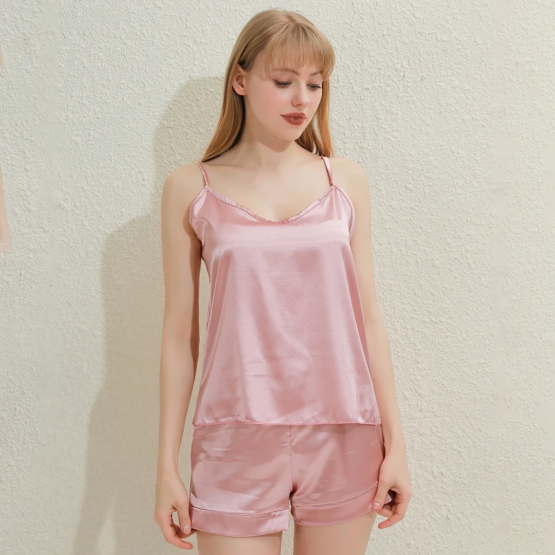 Fashion New Women Pajamas Set Solid Color Two Pieces Set Sleeveless V-Neck Vest Elastic Waist Shorts Women Homewear
Fashion New Women Pajamas Set Solid Color Two Pieces Set Sleeveless V-Neck Vest Elastic Waist Shorts Women Homewear
