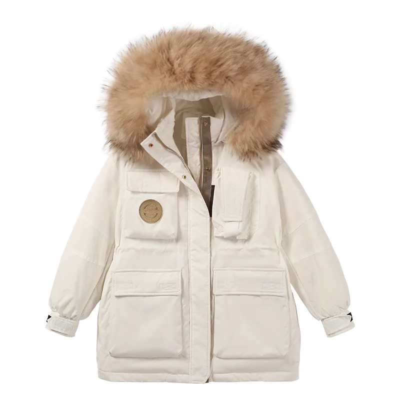 Женский пуховик средней длины с капюшоном, свободный пуховик на белом утином пуху с большими карманами и меховым воротником, зима 2021
Женский пуховик средней длины с капюшоном, свободный пуховик на белом утином пуху с большими карманами и меховым воротником, зима 2021