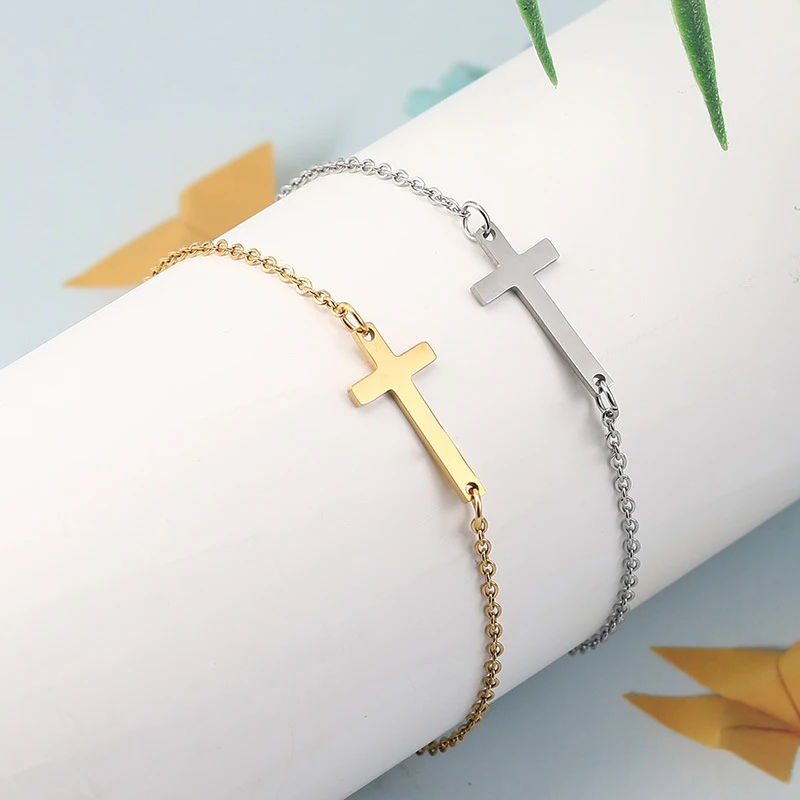 Simple Cross Pendant Clavicle Chain Female Side Small Pendant Unique Necklace Sexy Summer Jewelry Daily
Simple Cross Pendant Clavicle Chain Female Side Small Pendant Unique Necklace Sexy Summer Jewelry Daily