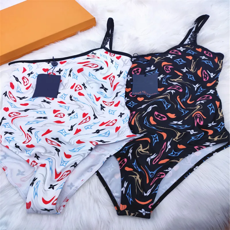 2021 L And V Letter Sexy Bikini High Waist Summer New Two-piece Designer Beach Sexy Swimsuit 17 Styles
2021 L And V Letter Sexy Bikini High Waist Summer New Two-piece Designer Beach Sexy Swimsuit 17 Styles