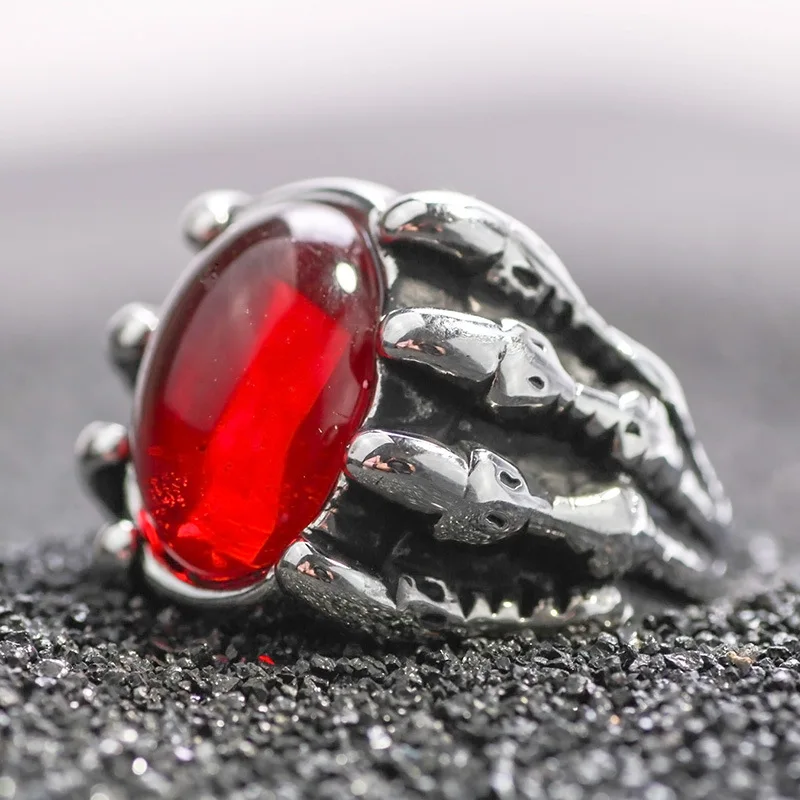 Domineering Silver Plated Dragon Claw Ring Gothic Style Red Zircon Skull Biker Ring Motorcycle Party Punk Men Women Jewelry
Domineering Silver Plated Dragon Claw Ring Gothic Style Red Zircon Skull Biker Ring Motorcycle Party Punk Men Women Jewelry