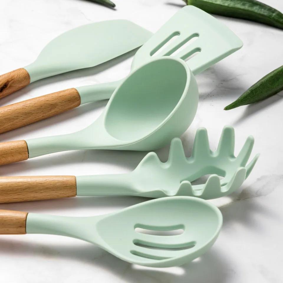 Kitchen Wooden Cooking Tools Set Silicone Utensils Set Turner Tongs Spatula Soup Spoon Non-stick Shovel Oil Brush Cookware 
Kitchen Wooden Cooking Tools Set Silicone Utensils Set Turner Tongs Spatula Soup Spoon Non-stick Shovel Oil Brush Cookware