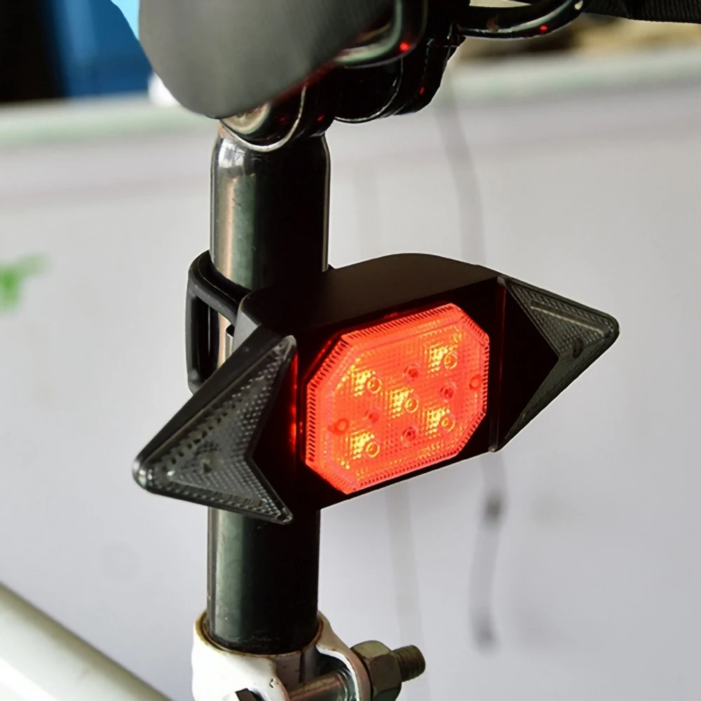 USB Rechargeable Bicycle Turn Signal Wireless Remote Control Bicycle Tail Light Headlight Mountain Bike Steering Riding Light
USB Rechargeable Bicycle Turn Signal Wireless Remote Control Bicycle Tail Light Headlight Mountain Bike Steering Riding Light