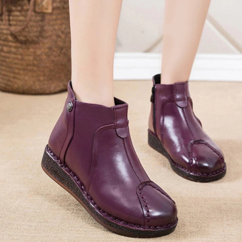 BEYARNE 2020Autumn Genuine Leather Woman Winter Boots Shoes Women Handmade Plush Slip On Ankle Boots For Women Flat Heel Zip
BEYARNE 2020Autumn Genuine Leather Woman Winter Boots Shoes Women Handmade Plush Slip On Ankle Boots For Women Flat Heel Zip