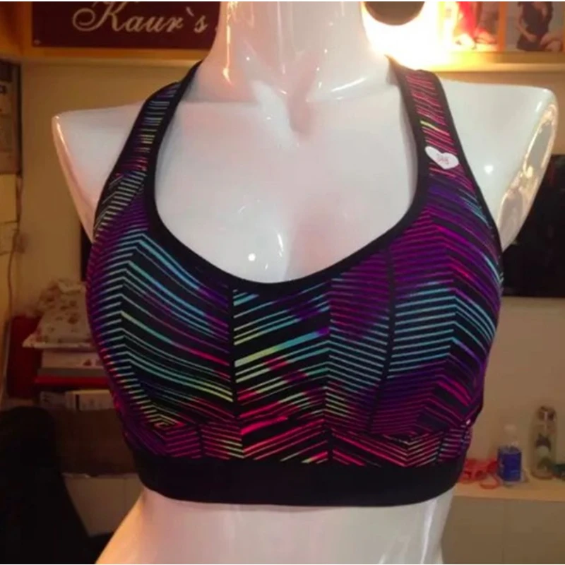 Crop Top Sports Bra Women Fitness Gym Seamless Rims Bra Sports Shockproof Brassiere Yoga Padded Running Jogger Sport Bra Push Up
Crop Top Sports Bra Women Fitness Gym Seamless Rims Bra Sports Shockproof Brassiere Yoga Padded Running Jogger Sport Bra Push Up