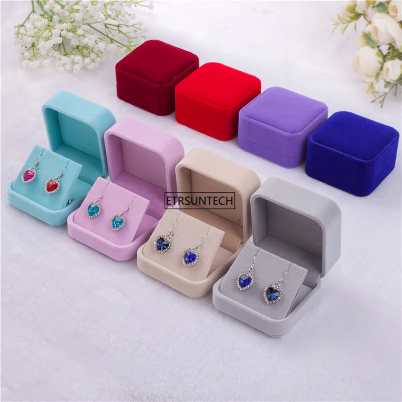 50pcs Engagement Velvet Ring Box Jewelry Display Storage Foldable Case For Wedding Ring Valentine's Day Gift Organizer
50pcs Engagement Velvet Ring Box Jewelry Display Storage Foldable Case For Wedding Ring Valentine's Day Gift Organizer