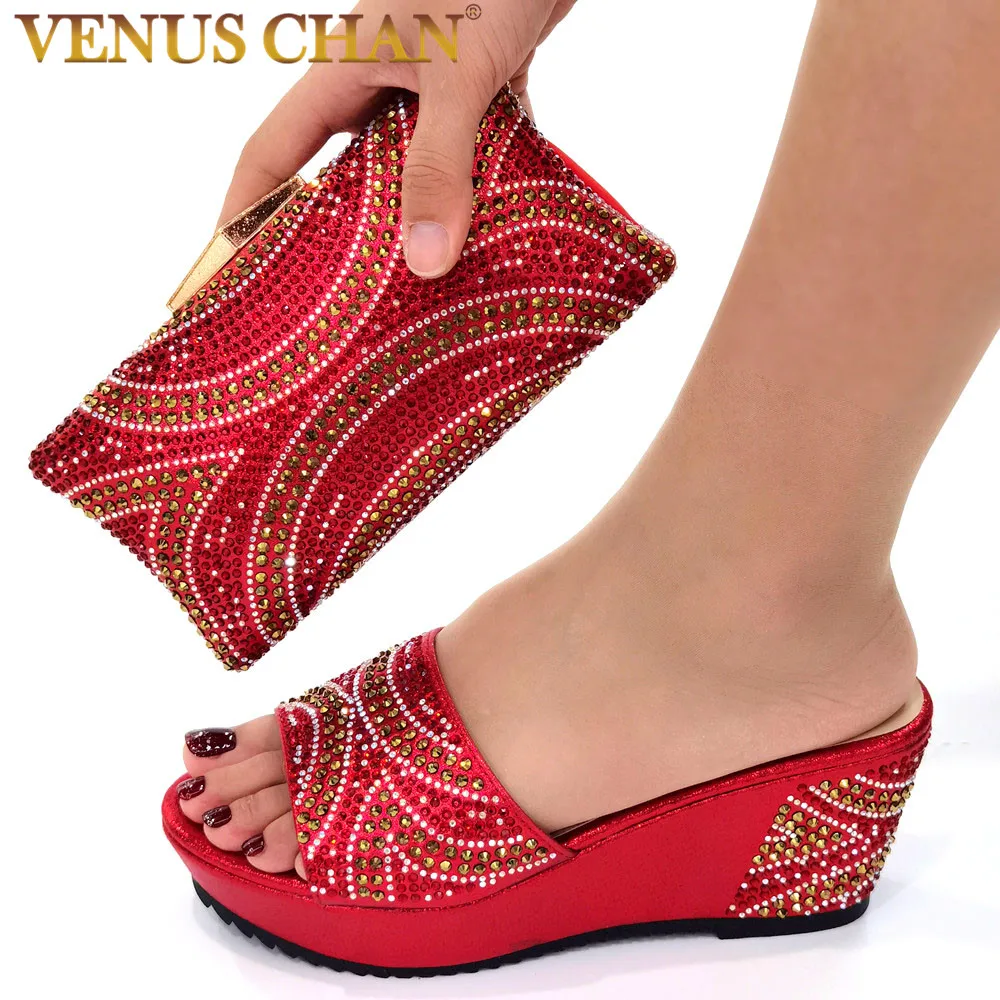 Shoes and Bag Set 2021 Hot Selling Italian Style Slingbacks African Women Slippers Nigerian Sandals High Quality
Shoes and Bag Set 2021 Hot Selling Italian Style Slingbacks African Women Slippers Nigerian Sandals High Quality