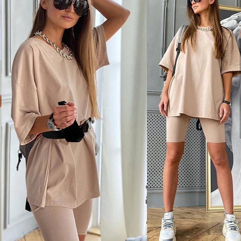 2020 Summer new fashion casual home solid color loose t shirt shorts sports two piece set
2020 Summer new fashion casual home solid color loose t shirt shorts sports two piece set