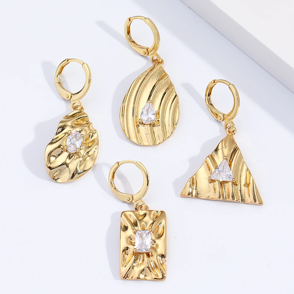 Big Zircon Hoop Earrings for Women Geometric Gold Drop Earrings Triangle Square Ellipse Korean Fashion Copper
Big Zircon Hoop Earrings for Women Geometric Gold Drop Earrings Triangle Square Ellipse Korean Fashion Copper