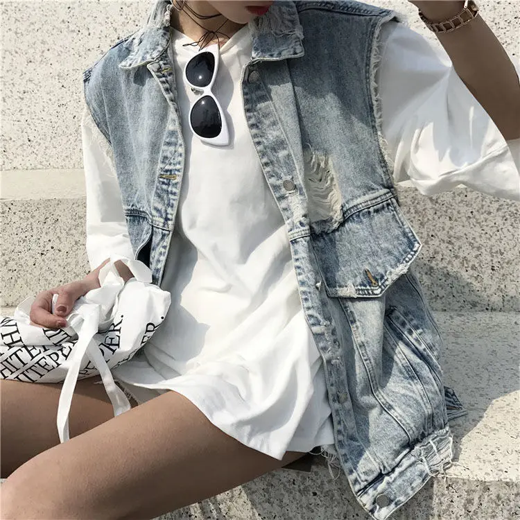 Denim Destory Washed Fabric Sleeveless Women Coat Summer Jacket Hole Outerwear Women Cardigans Vintage Jacket Plus Size
Denim Destory Washed Fabric Sleeveless Women Coat Summer Jacket Hole Outerwear Women Cardigans Vintage Jacket Plus Size
