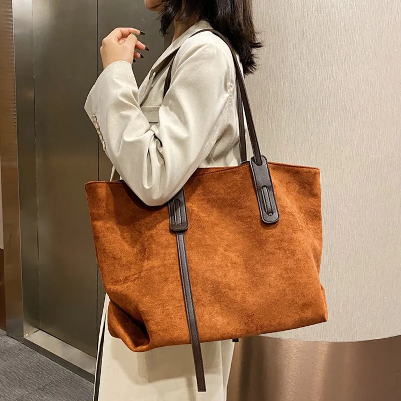 2022 winter new women Handbags large Capacity Solid color Shoulder Bags Female Travel big Totes Lady Fashion Elegant Hand Bag
2022 winter new women Handbags large Capacity Solid color Shoulder Bags Female Travel big Totes Lady Fashion Elegant Hand Bag