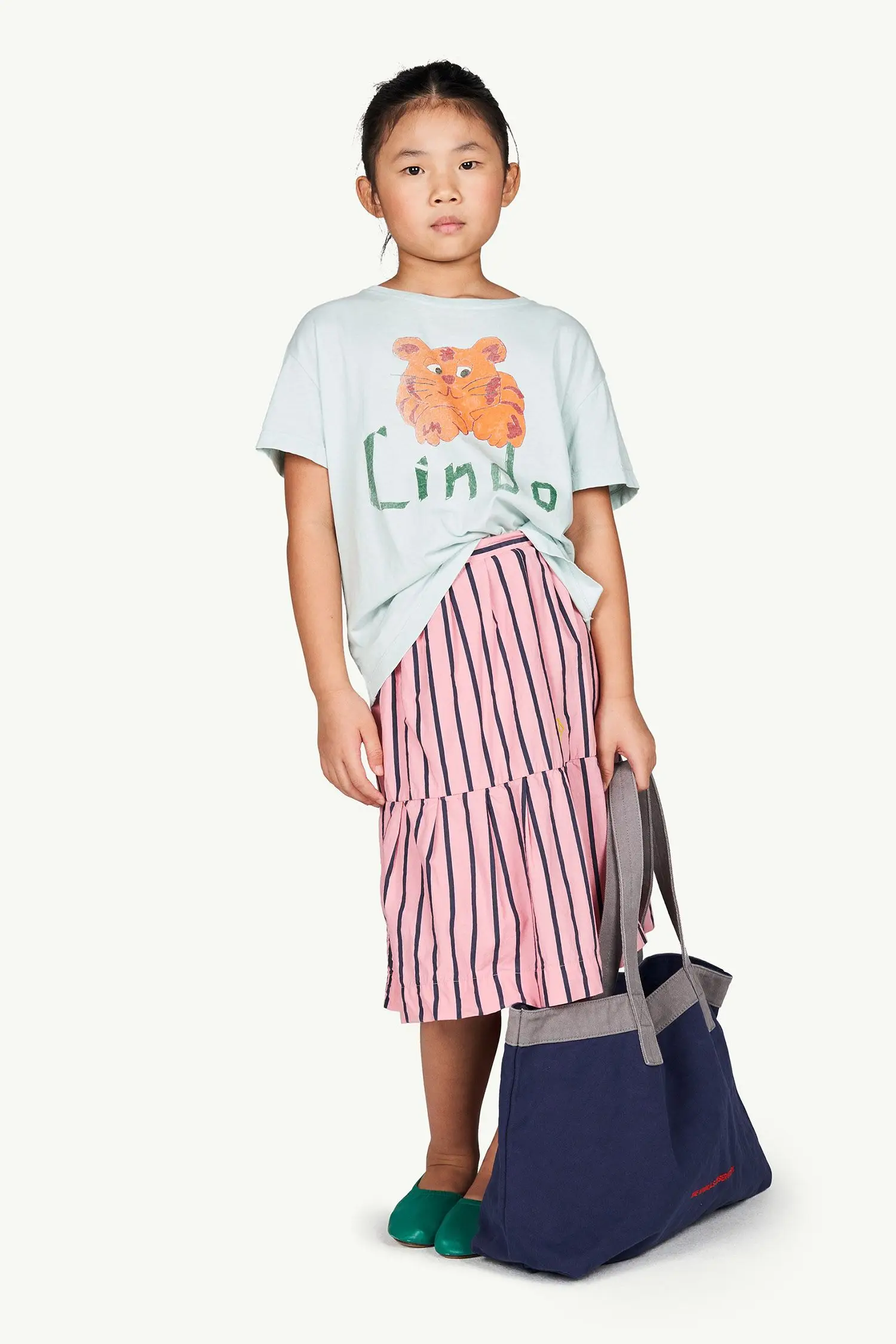 Girls' skirts 2021 spring and summer ins new product full-print striped cute female treasure color matching skirt
Girls' skirts 2021 spring and summer ins new product full-print striped cute female treasure color matching skirt