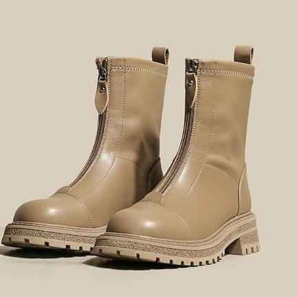 Женские мотоциклетные ботинки Martens, мягкая кожа, персиковая молния спереди, модные сапоги на платформе и массивном каблуке, Осень-зима
Женские мотоциклетные ботинки Martens, мягкая кожа, персиковая молния спереди, модные сапоги на платформе и массивном каблуке, Осень-зима