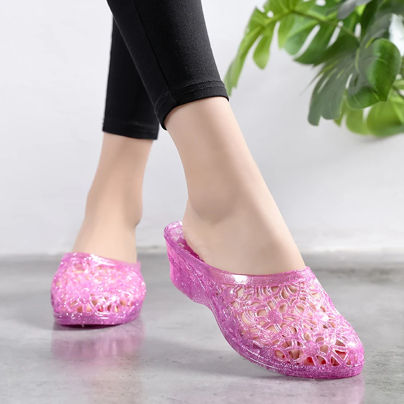 2021 Ladies Beach Sandals Breathable Wedge Sandals Valentine's Day Slippers Summer Slippers Ladies Sandals
2021 Ladies Beach Sandals Breathable Wedge Sandals Valentine's Day Slippers Summer Slippers Ladies Sandals