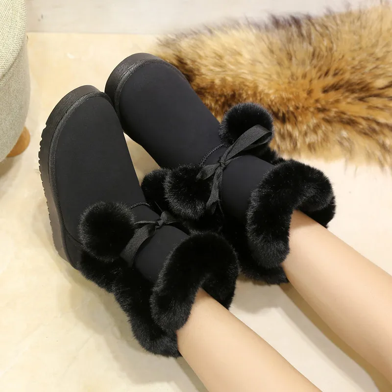 High quality women's boots elastic ankle boots thick heel flat shoes women ladies boots winter 2020 
High quality women's boots elastic ankle boots thick heel flat shoes women ladies boots winter 2020