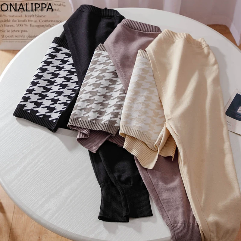 ONALIPPA Women Irregular Sweater Jacket 2021 Early Autumn New Korean Chic Retro Knitted Houndstooth Plaid Short Camisole Tops
ONALIPPA Women Irregular Sweater Jacket 2021 Early Autumn New Korean Chic Retro Knitted Houndstooth Plaid Short Camisole Tops