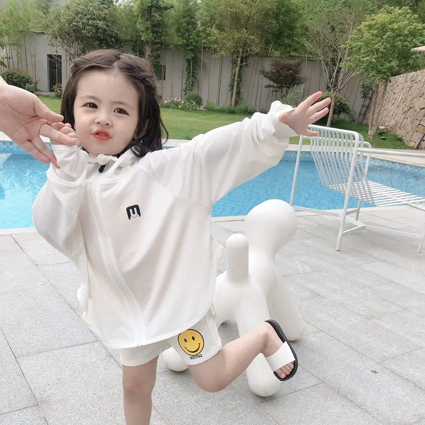 Children's Sunscreen Clothing 2021 New Anti Ultraviolet Breathable Ice Silk Sunscreen Shirt Long Sleeve Thin Coat
Children's Sunscreen Clothing 2021 New Anti Ultraviolet Breathable Ice Silk Sunscreen Shirt Long Sleeve Thin Coat