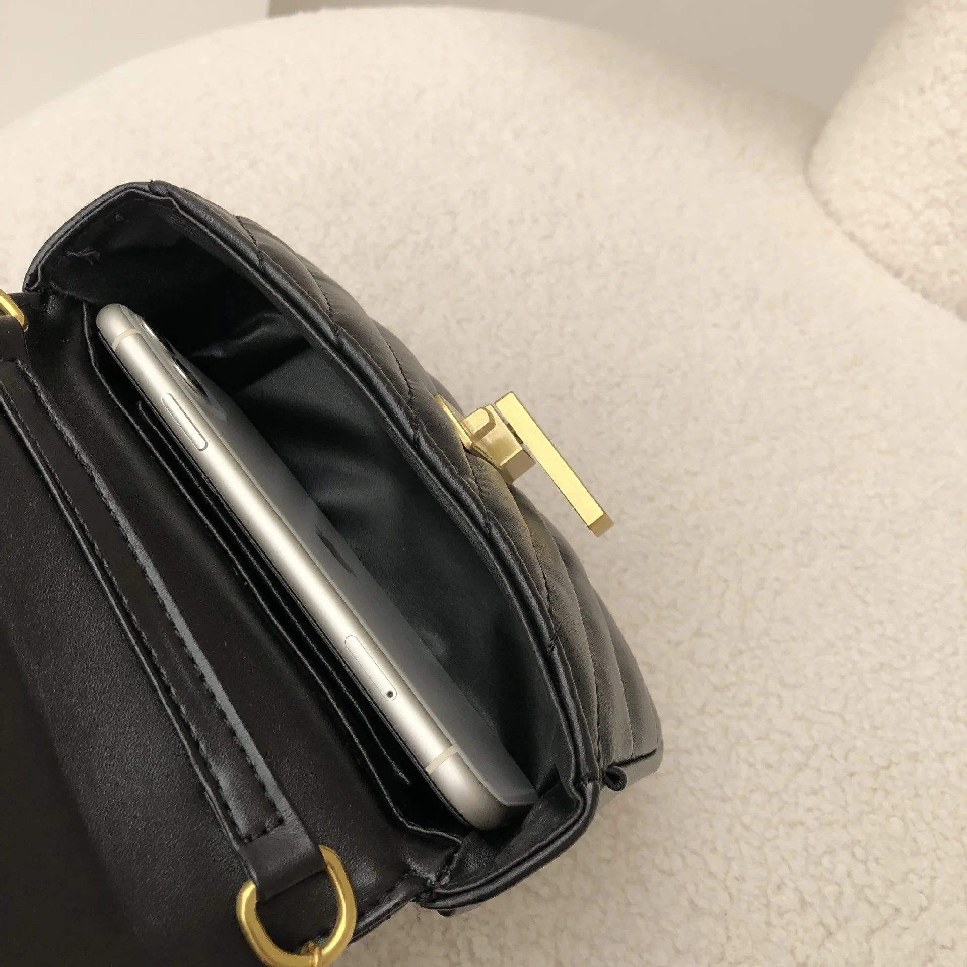 High Quality Women Pu Leather Shoulder Bag Fashion Designer Ladies Messenger Bags New Luxury Female Chain Crossbody Bag
High Quality Women Pu Leather Shoulder Bag Fashion Designer Ladies Messenger Bags New Luxury Female Chain Crossbody Bag