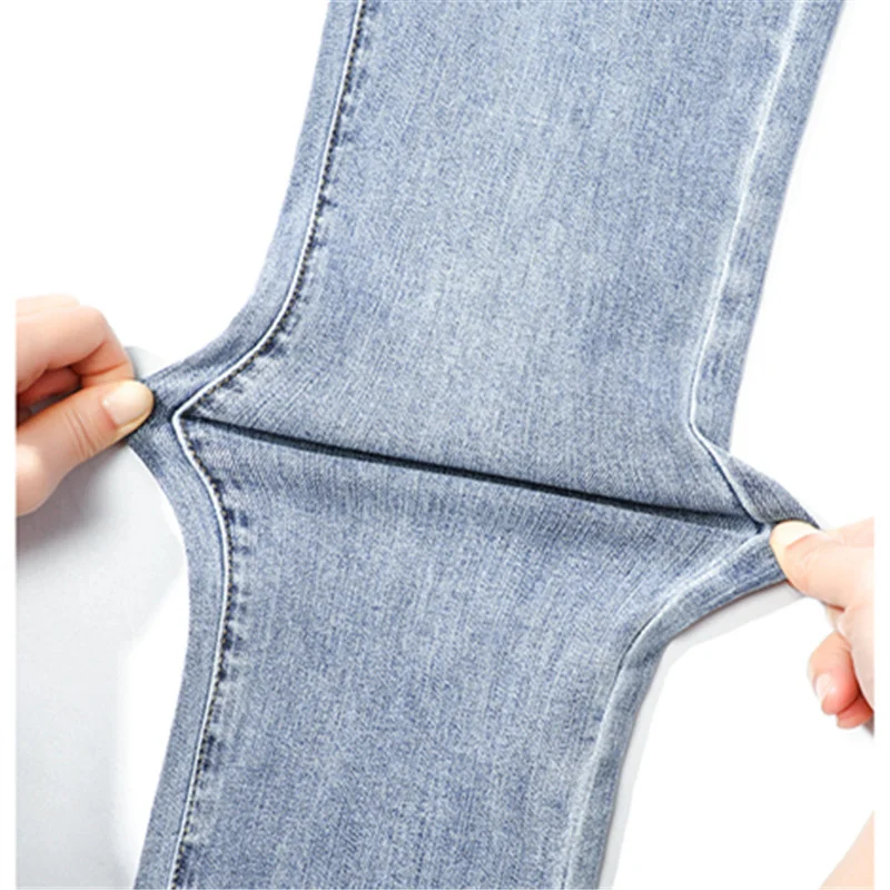 Jeans Women's 2021 Spring Autumn New Korean Style Straight Solid Color High Waist Loose Comfortable Fashion Stretch Lady Pants 
Jeans Women's 2021 Spring Autumn New Korean Style Straight Solid Color High Waist Loose Comfortable Fashion Stretch Lady Pants