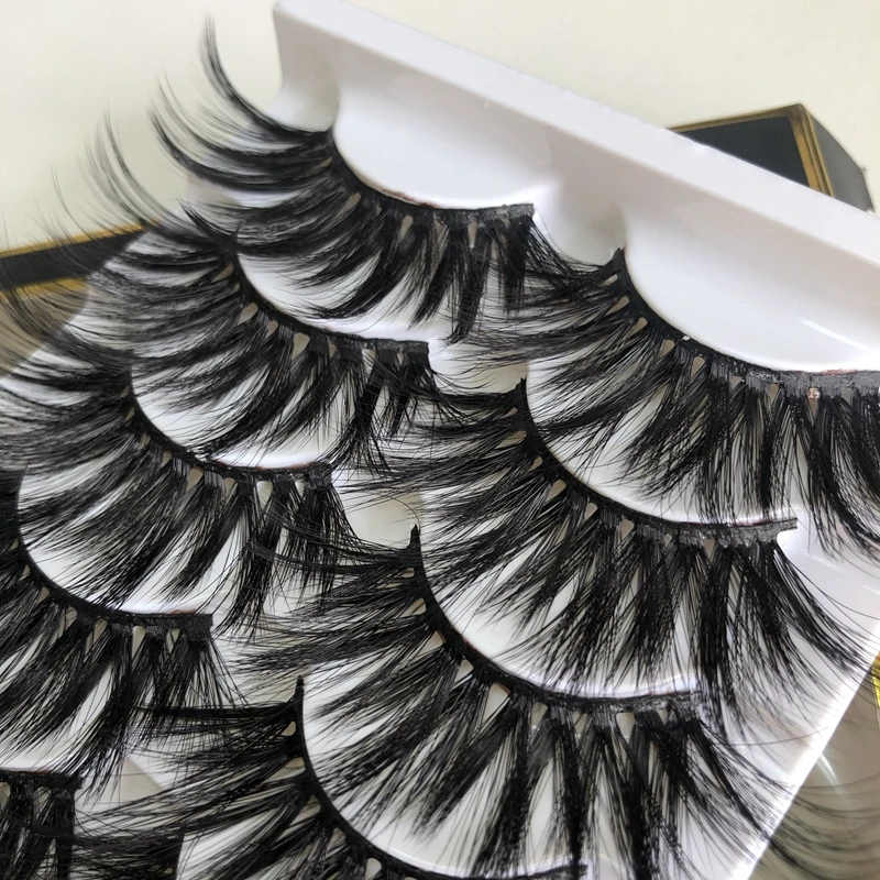 Tongwin Faux Mink 6D Hair False Eyelashes 25mm Wispy Fluffy Lashes Natural Soft Handmade Cruelty-free Eyelash 
Tongwin Faux Mink 6D Hair False Eyelashes 25mm Wispy Fluffy Lashes Natural Soft Handmade Cruelty-free Eyelash
