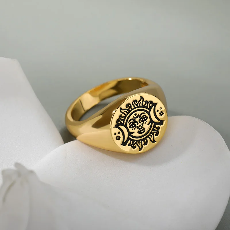 Tarot Moon Sun Couple Rings For Women Men Gold Sunflower Face Finger Ring Aesthetic Birthday Jewelry Gift 2021 BFF Anillos Bague
Tarot Moon Sun Couple Rings For Women Men Gold Sunflower Face Finger Ring Aesthetic Birthday Jewelry Gift 2021 BFF Anillos Bague