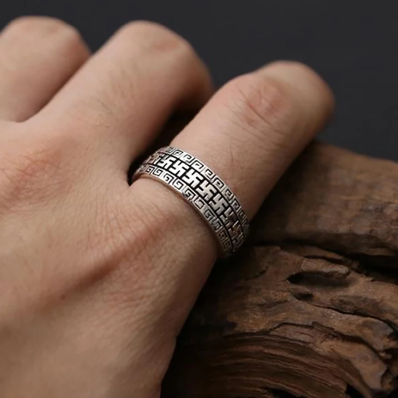 New Amulet Six-character Mantra Domineering Temperament Men's Retro Cold Wind Opening Adjustable Ring Jewelry
New Amulet Six-character Mantra Domineering Temperament Men's Retro Cold Wind Opening Adjustable Ring Jewelry