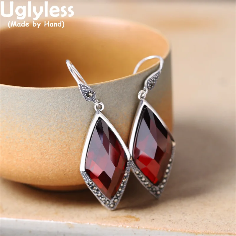 Uglyless Rhombus Facet Garnet Earrings for Women 925 Silver Fashion Geometric Earrings Thai Silver Brincos Ethnic Retro Jewelry
Uglyless Rhombus Facet Garnet Earrings for Women 925 Silver Fashion Geometric Earrings Thai Silver Brincos Ethnic Retro Jewelry