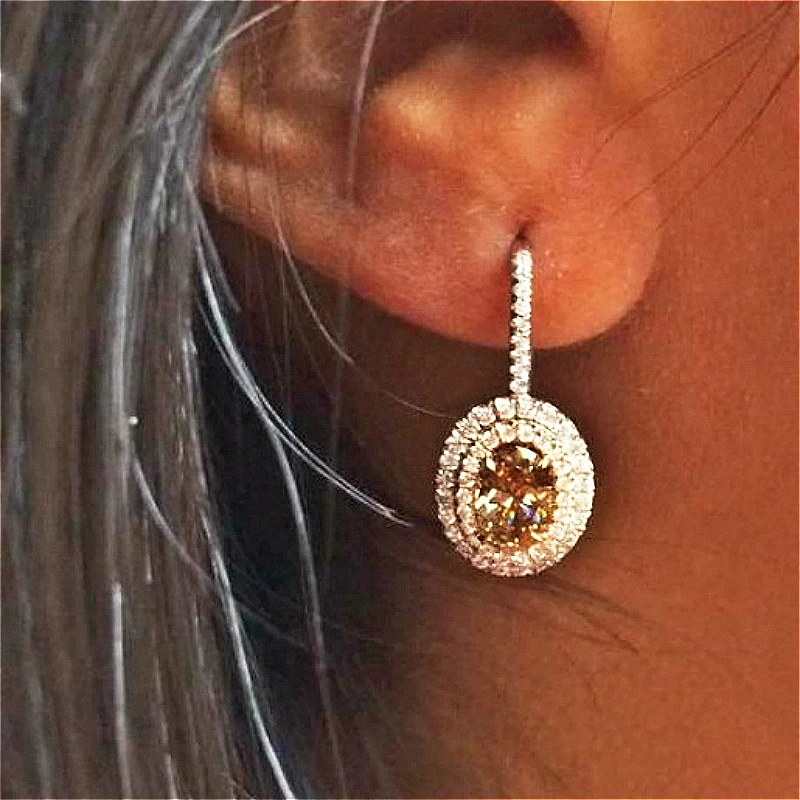 Visisap Luxury Oval Shinning Zircon Hoop Earrings for Women Anniversary Jewelry Party Gifts Wholesale Fashion Accessories E263
Visisap Luxury Oval Shinning Zircon Hoop Earrings for Women Anniversary Jewelry Party Gifts Wholesale Fashion Accessories E263