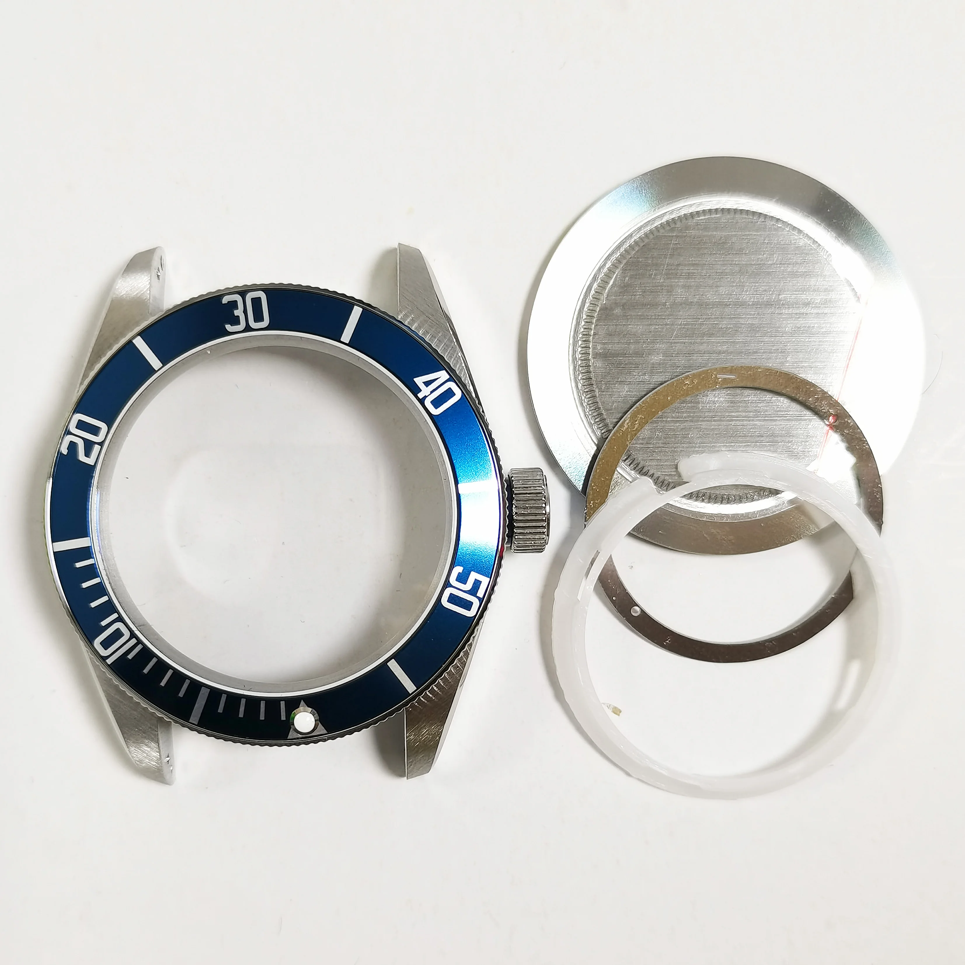 Man's Watch Part 40MM Case 316 Stainless Steel For Automatic Movement NH35 MIYOTA 8215 8205 ETA 2836 ST16 ST2130
Man's Watch Part 40MM Case 316 Stainless Steel For Automatic Movement NH35 MIYOTA 8215 8205 ETA 2836 ST16 ST2130