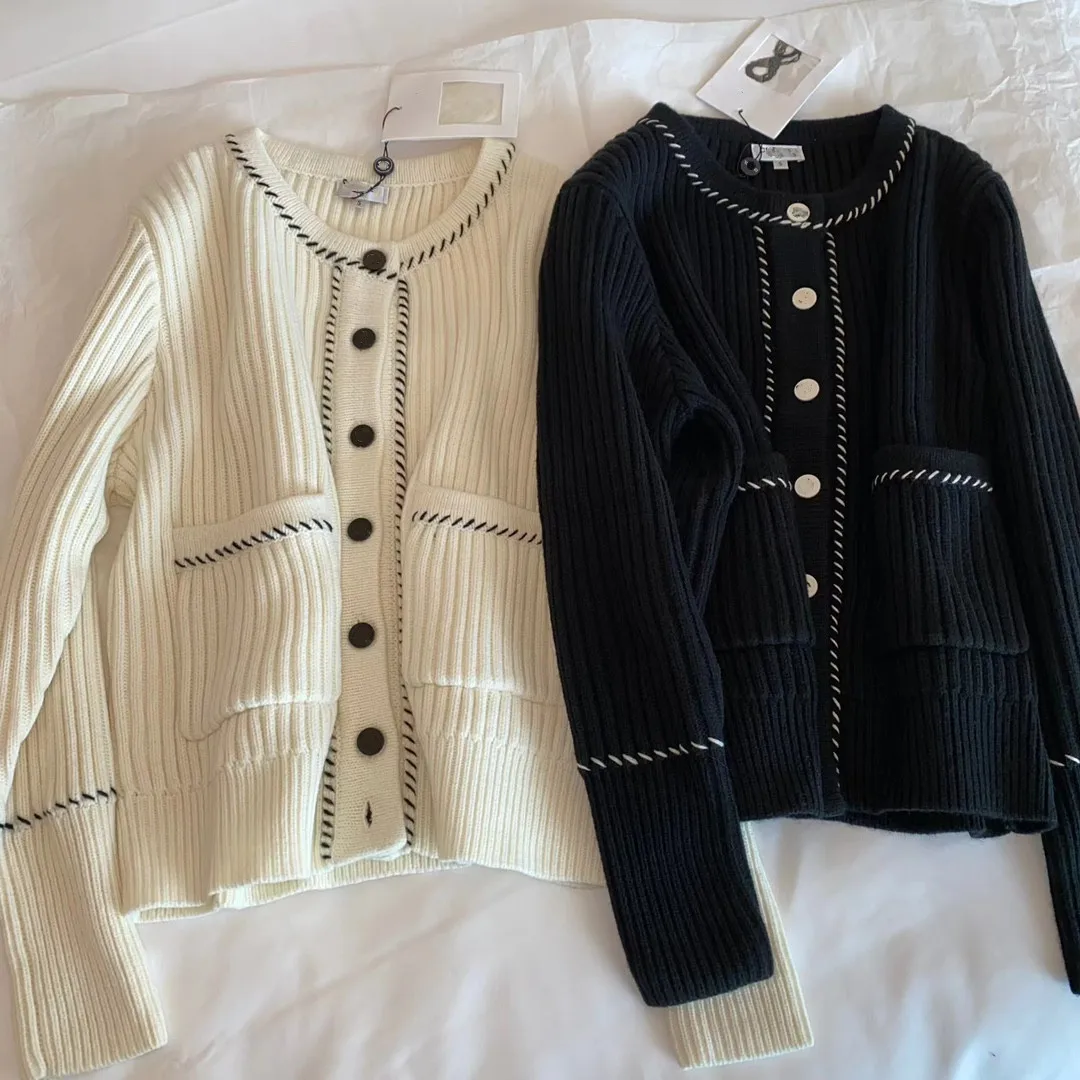 Round neck knitted long-sleeved sweater women long-sleeved fashion solid color sweater knitted cardigan women
Round neck knitted long-sleeved sweater women long-sleeved fashion solid color sweater knitted cardigan women