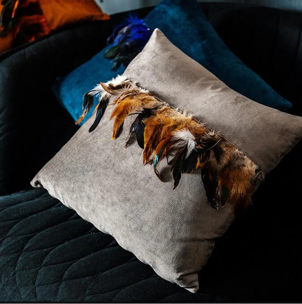 Luxurious Velvet Pillow Cover with Feather Home Decor Velvet Cushion Cover Decoration Sofa Bed Throw Pillowcase Pillowsham
Luxurious Velvet Pillow Cover with Feather Home Decor Velvet Cushion Cover Decoration Sofa Bed Throw Pillowcase Pillowsham