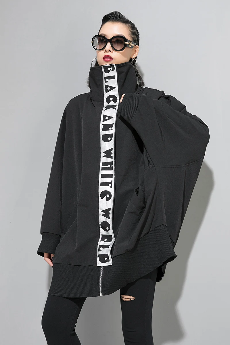 Women New DJ Large trench coat with high neck print long sleeve loose fit fashion tide Fall Winter 2019
Women New DJ Large trench coat with high neck print long sleeve loose fit fashion tide Fall Winter 2019